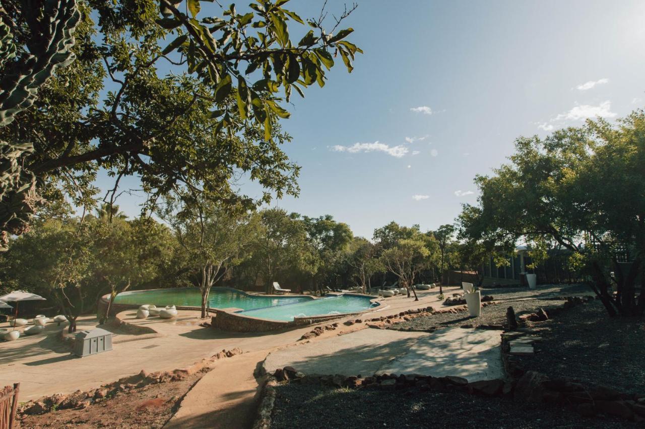 Resort Pecan Bush Magaliesburg